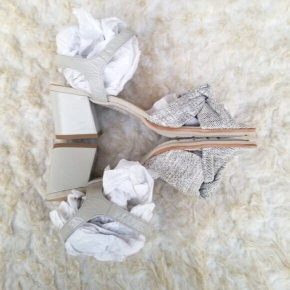 Square Toe Dress Sandal Gray Leather Knot Detail Brunate Size EU 38.5 Buckle EUC - Picture 14 of 14